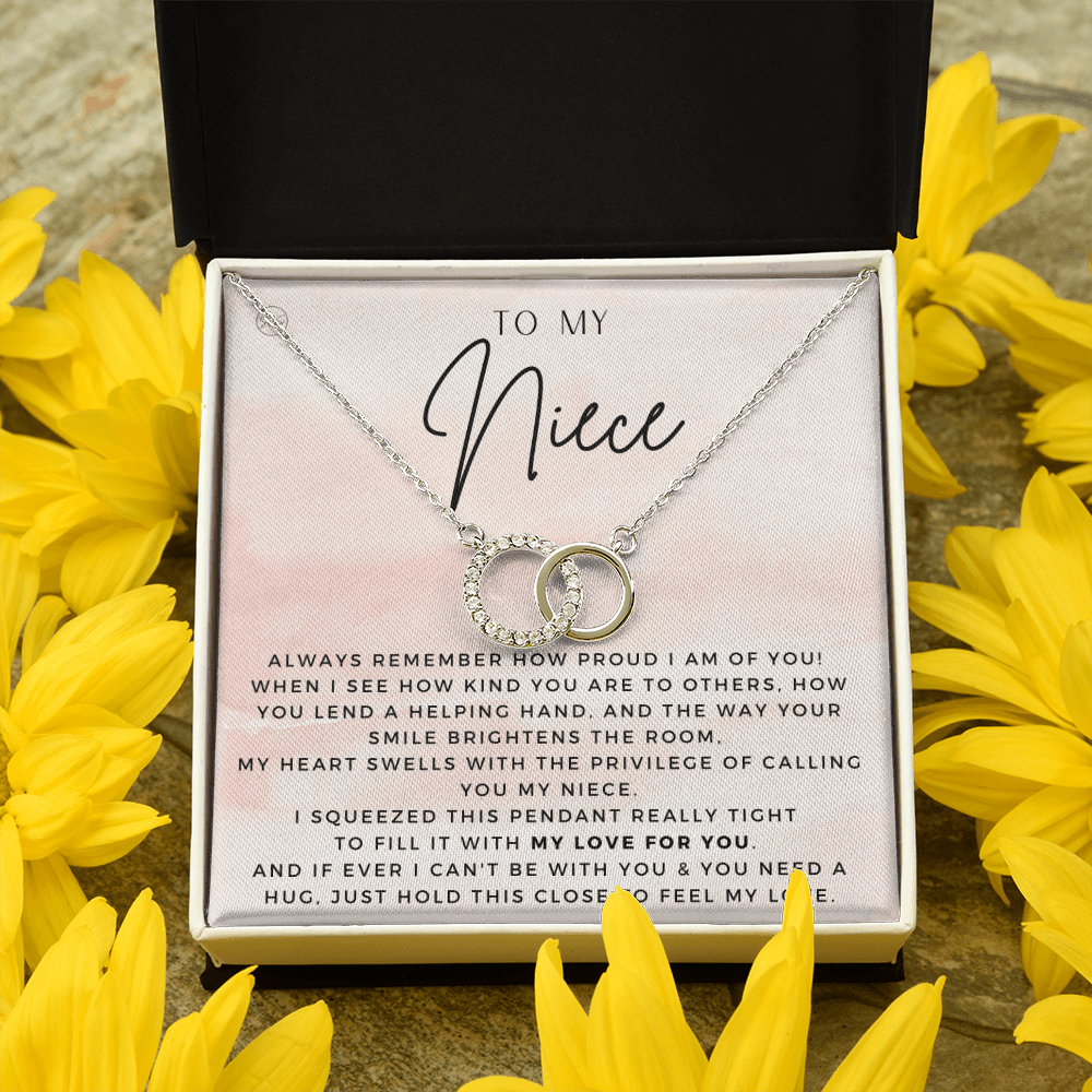 Niece Gift | From Aunt, Heartfelt Present from Auntie, 21st 16th 13th Birthday, Graduation, Teen Girl, Confirmation, Circle Necklace 0513d