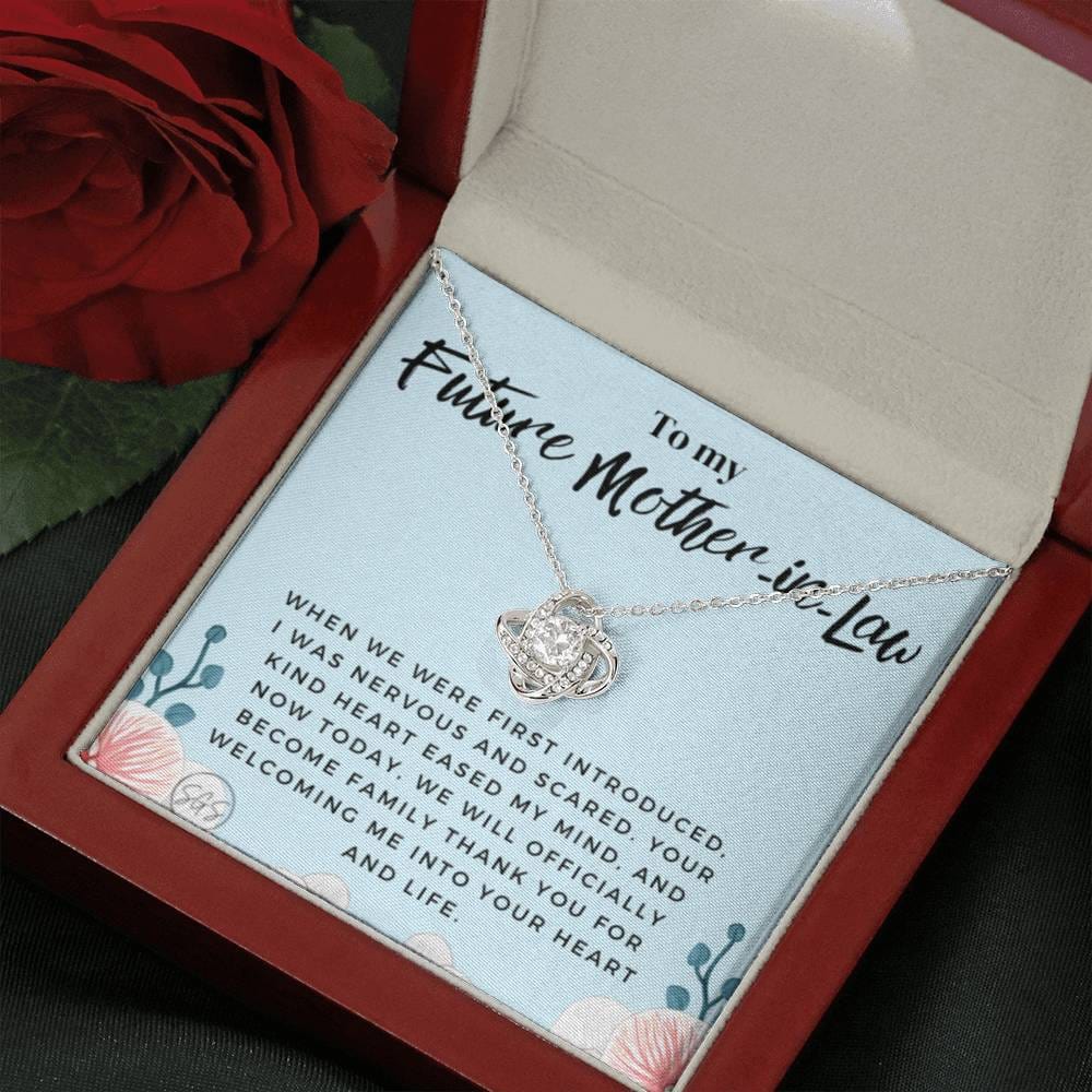 0623F Necklace Love Knot