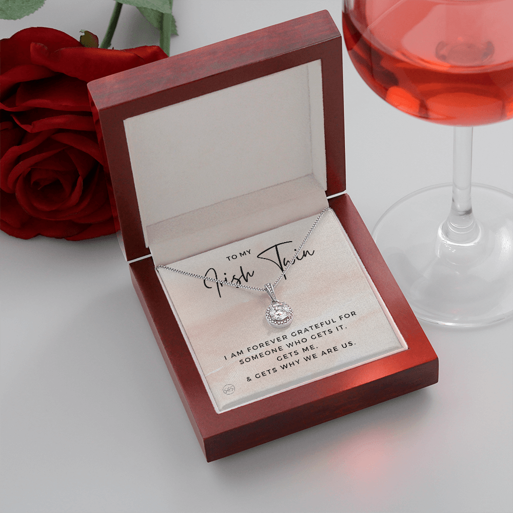 To My Irish Twin | My Sister Gets Me, Sisters Gift, Almost Twins, Best Friend Necklace, Gift From Sister, Grateful, Cute, Jewelry 0628He