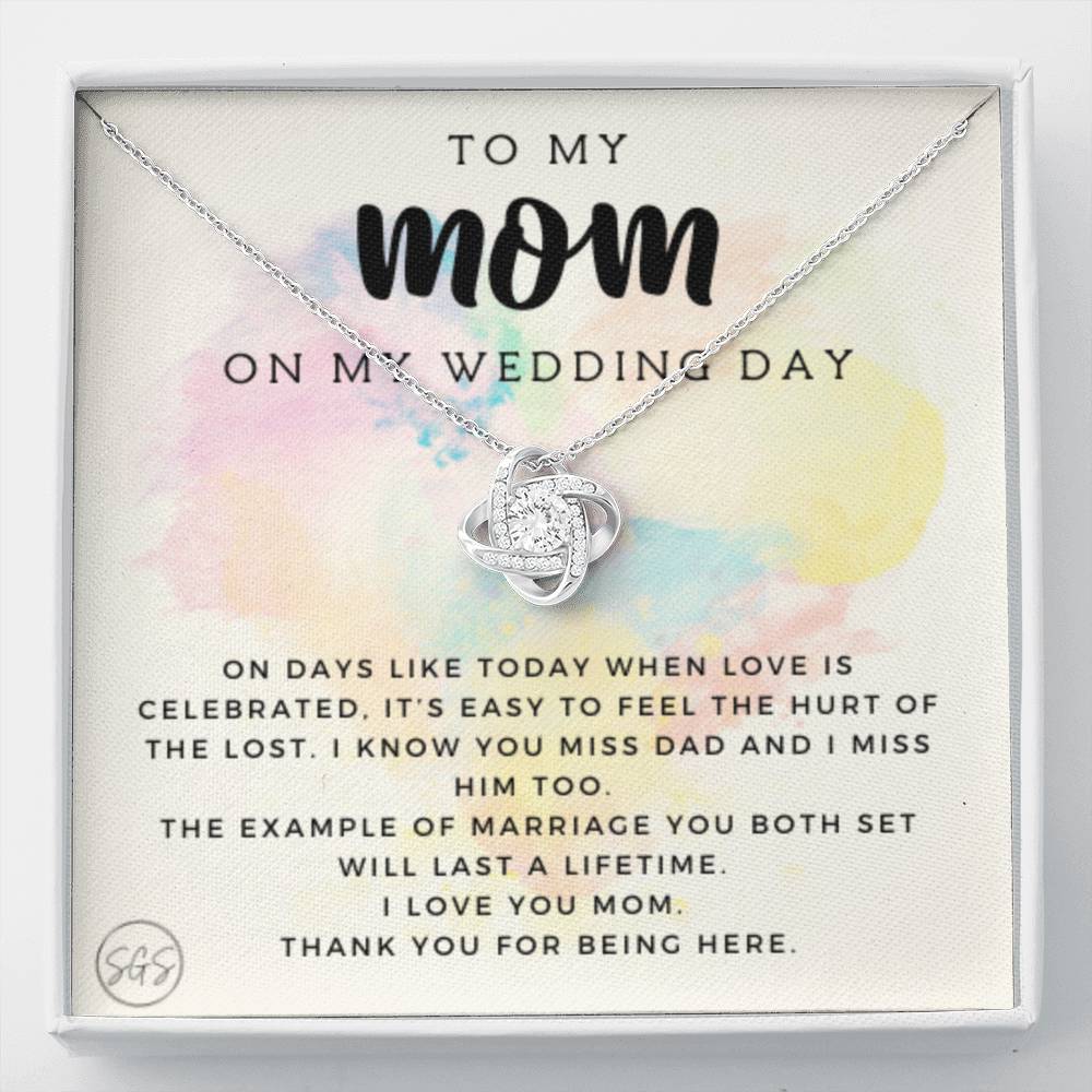 0624G Necklace Love Knot