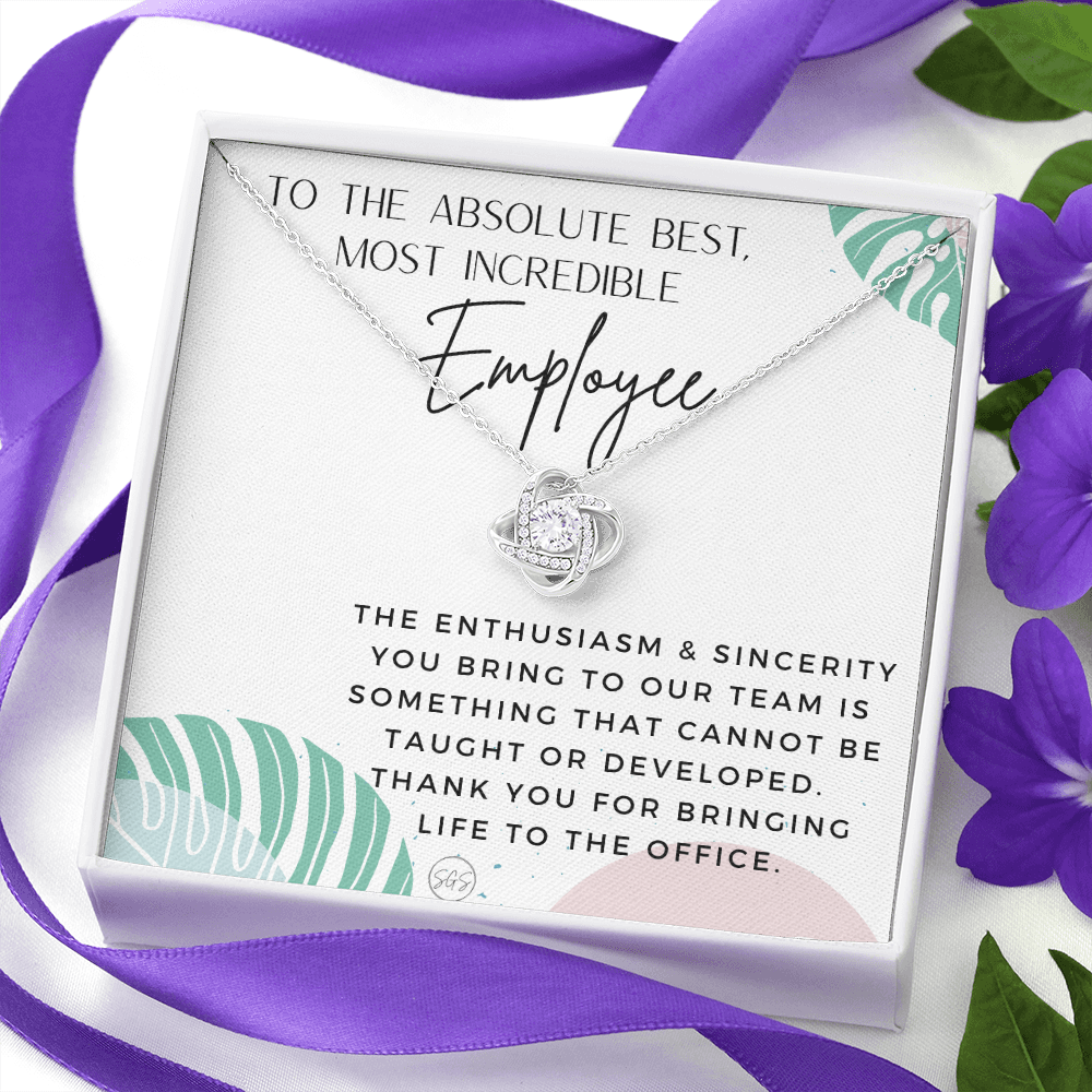 1126eg Necklace Love Knot