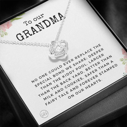 0928a Our Grandma Necklace Love Knot