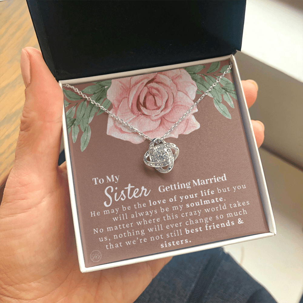 Rakhi Gifts for Sister Online | Send Rakhi Return Gift for Sister In India  - OyeGifts