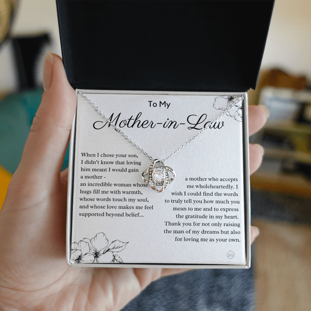 Personalized Knot Necklace for Your Mother-in-law | Mother's Day Gift, From Daughter-in-Law, Mother in Love MIL2k