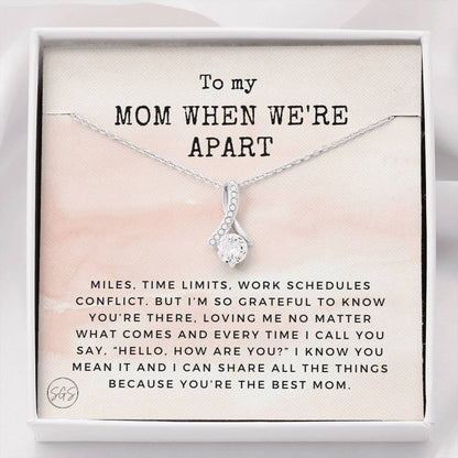 0921c Long Distance Mom Necklace Beauty