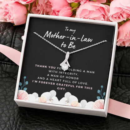MotherInLawMoldingaMan2 Necklace Beauty