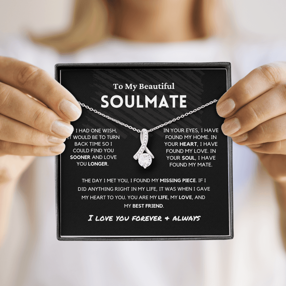Soulmate - Missing Piece - Alluring Beauty | Romantic Gift for Wife, Fiancé, Girlfriend - Anniversary Gift, Valentine's Day Present