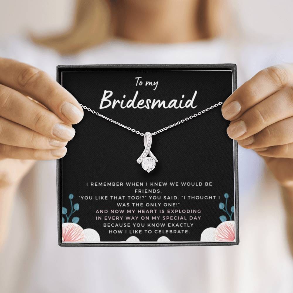BridesmaidHeartExploding3 Necklace Beauty