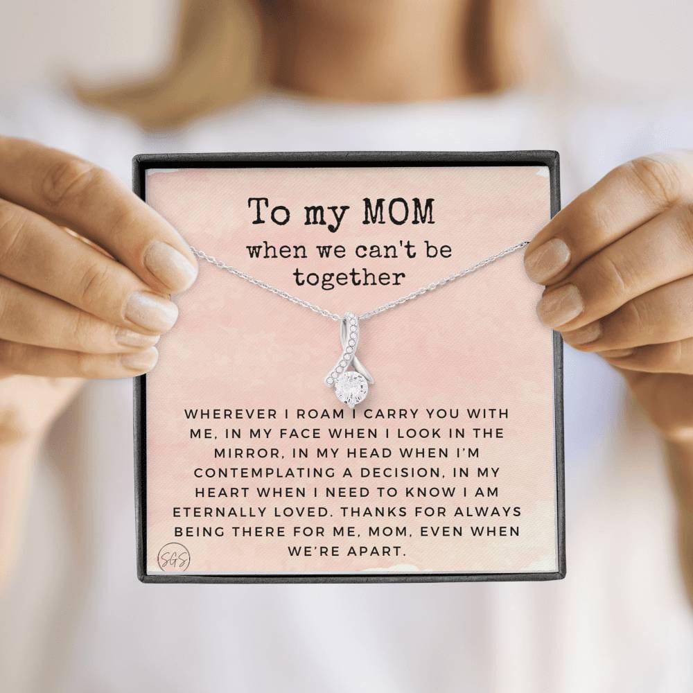 0921d Long Distance Mom Necklace Beauty