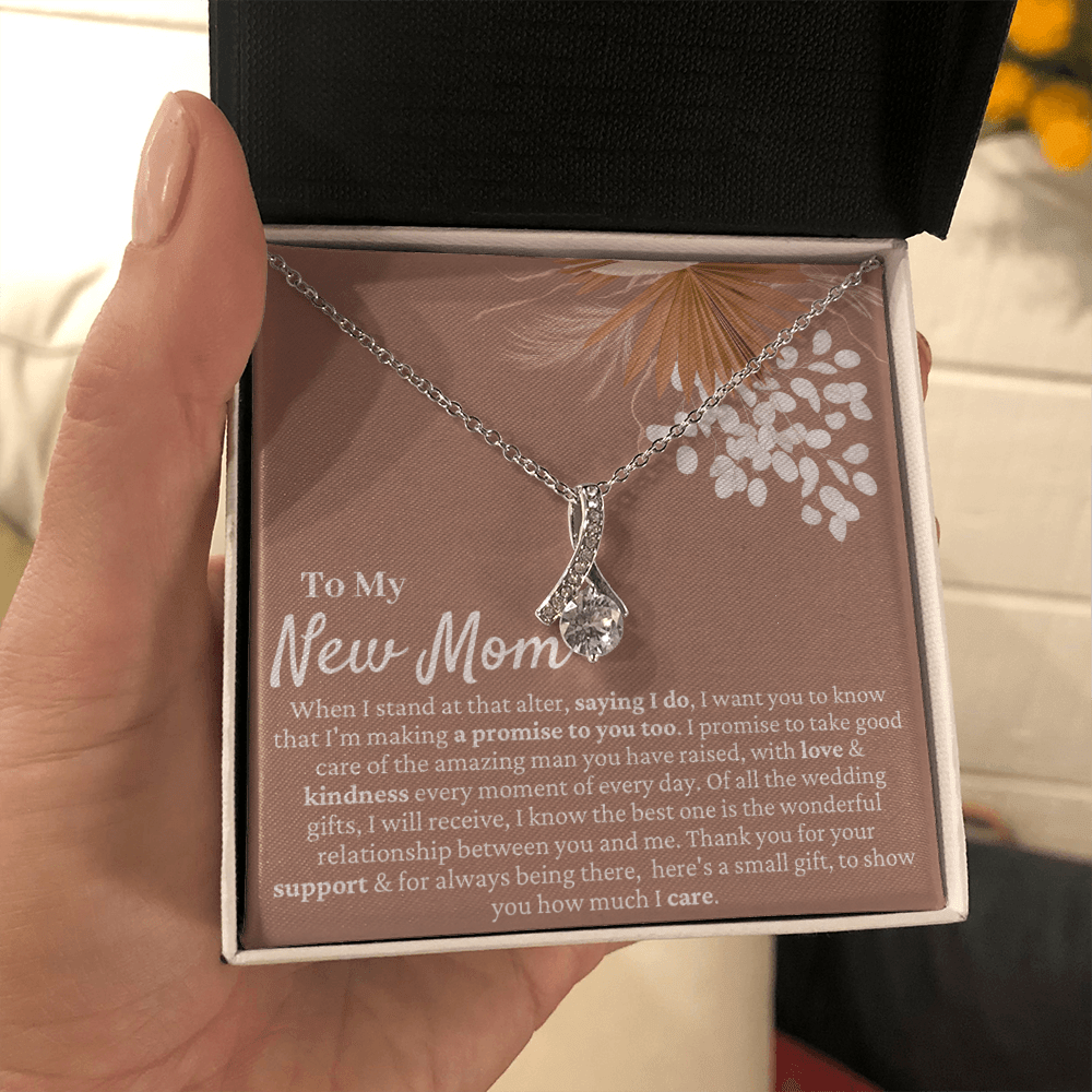 Mother in Law Wedding Gift from Bride - Mother of the Groom Necklace, Sentimental Future MIL, Pampas Grass, Beauty Pendant