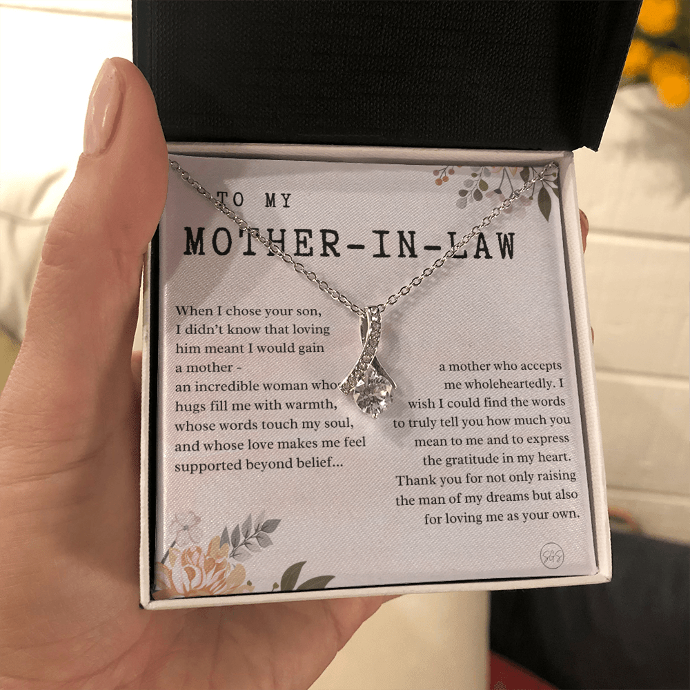Personalized Knot Necklace for Your Mother-in-law | Mother's Day Gift, From Daughter-in-Law, Mother in Love MIL7b