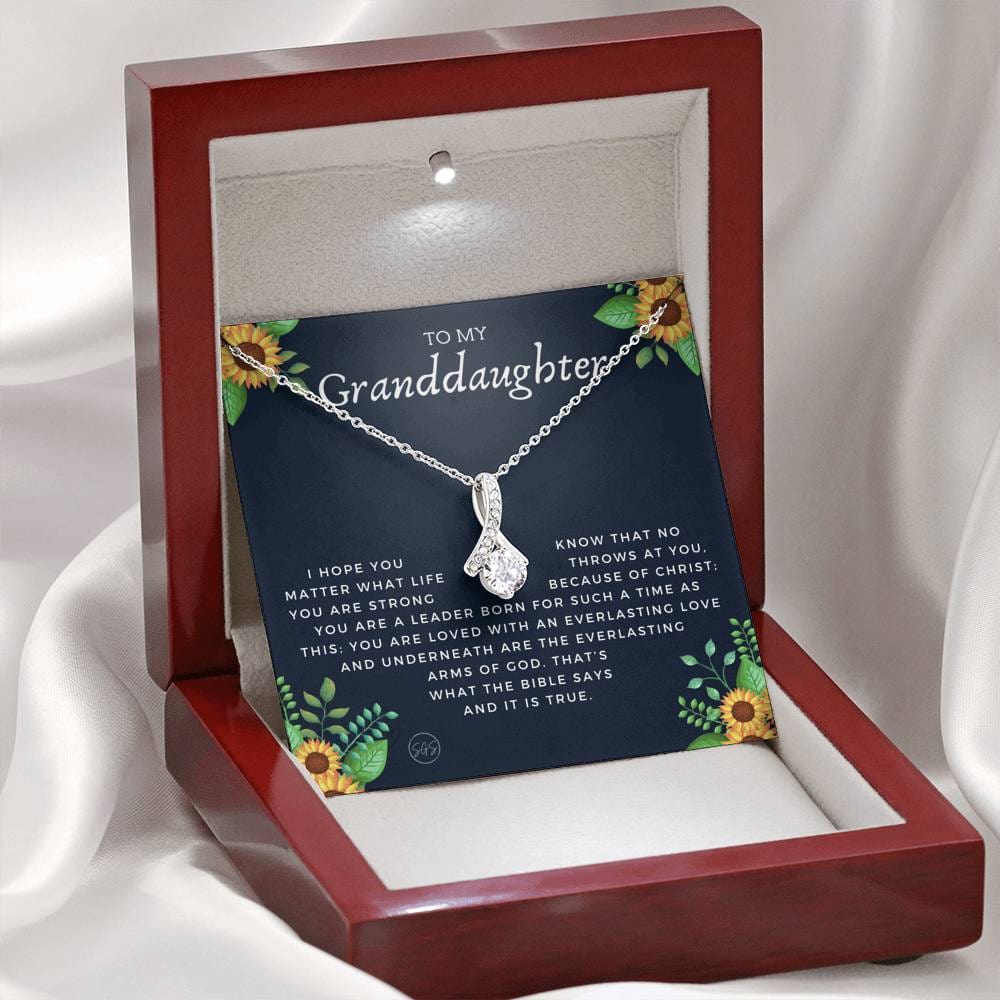 0909GrandDa Necklace Beauty
