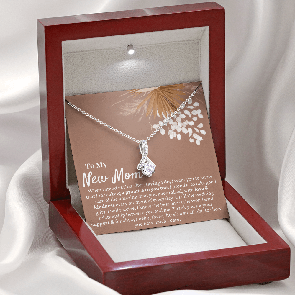 Mother in Law Wedding Gift from Bride - Mother of the Groom Necklace, Sentimental Future MIL, Pampas Grass, Beauty Pendant