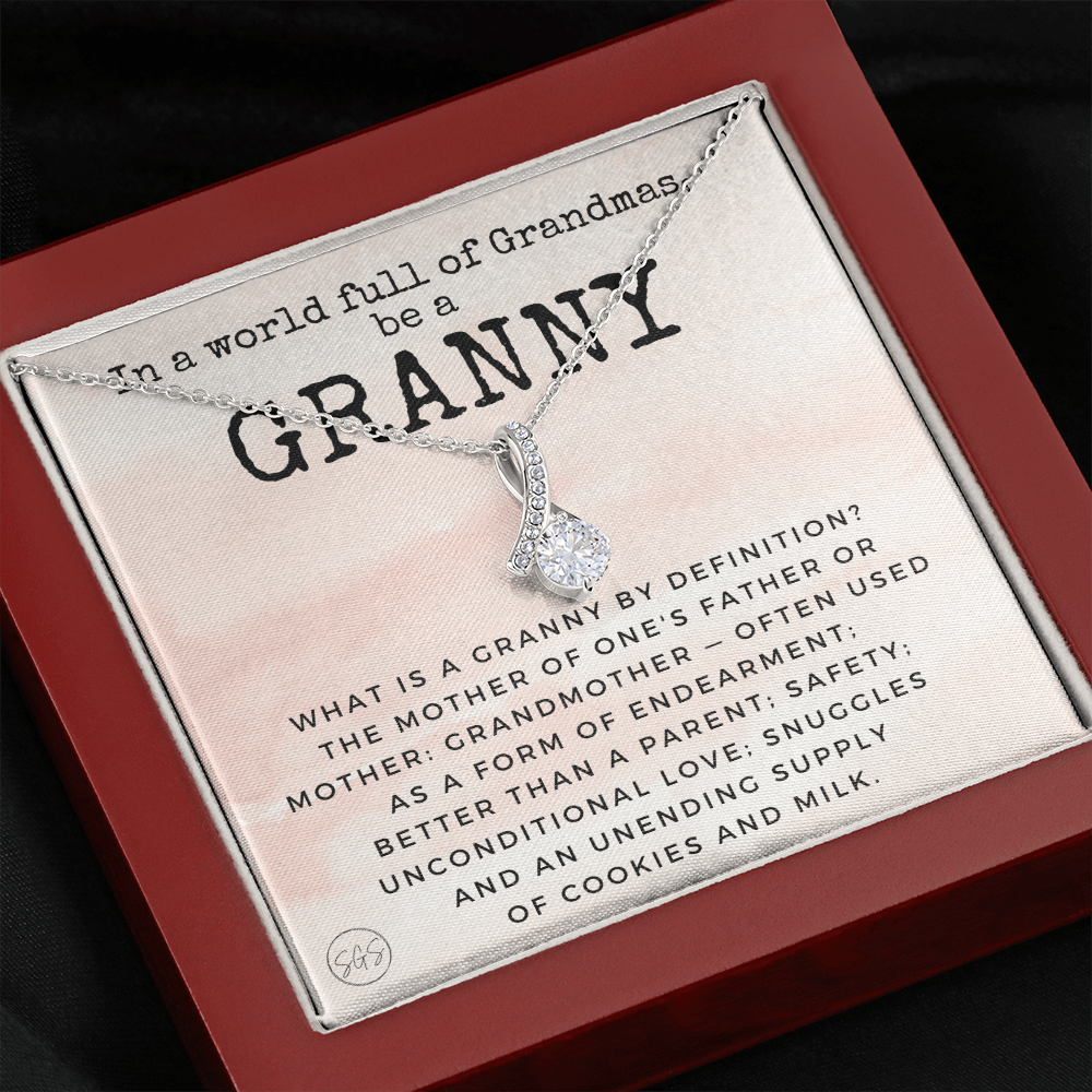 1119gne Necklace Beauty