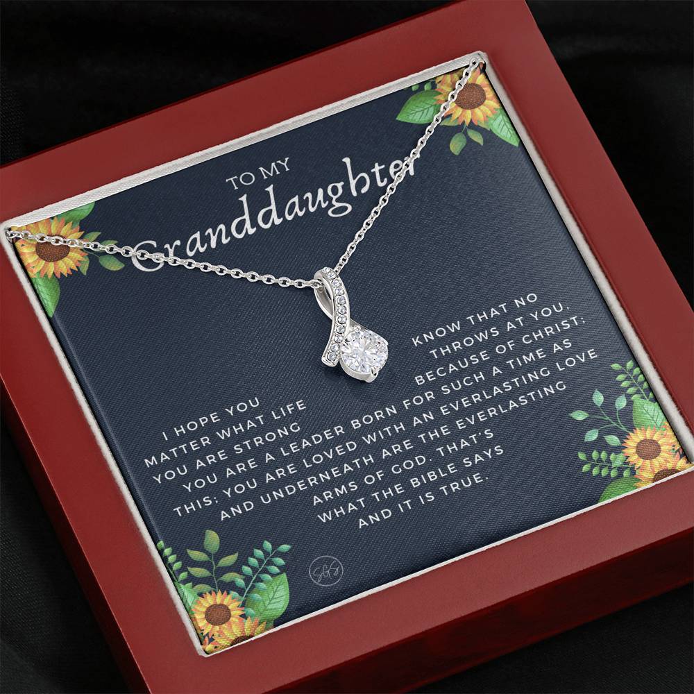 0909GrandDa Necklace Beauty