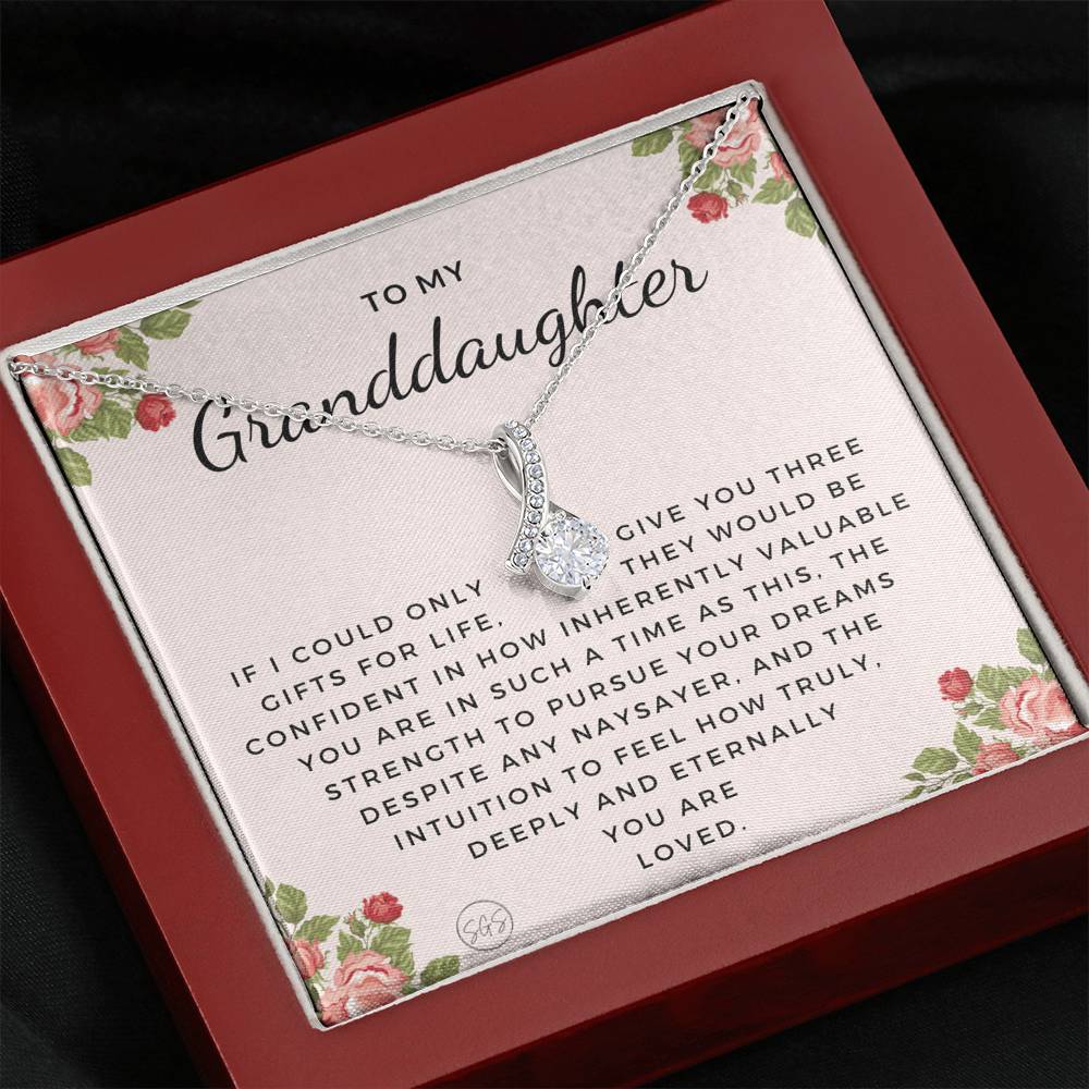 0909GrandDe Necklace Beauty