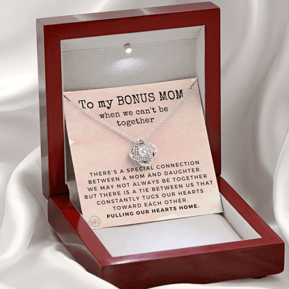 1208bc Necklace Love Knot