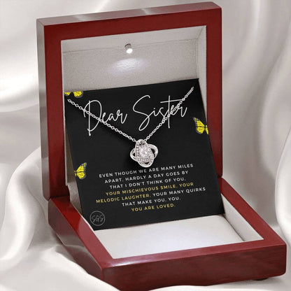 sisterapart 0628L Necklace Love Knot
