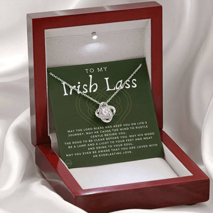 001b Necklace Love Knot