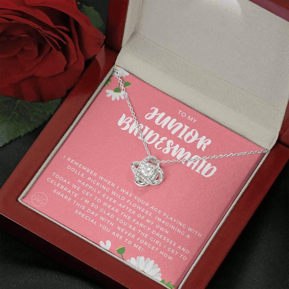 JB 0720p Necklace Love Knot