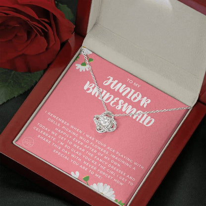 JB 0720p Necklace Love Knot