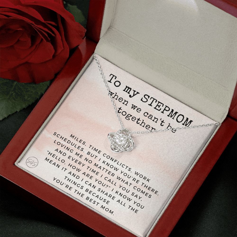 1208sd Necklace Love Knot