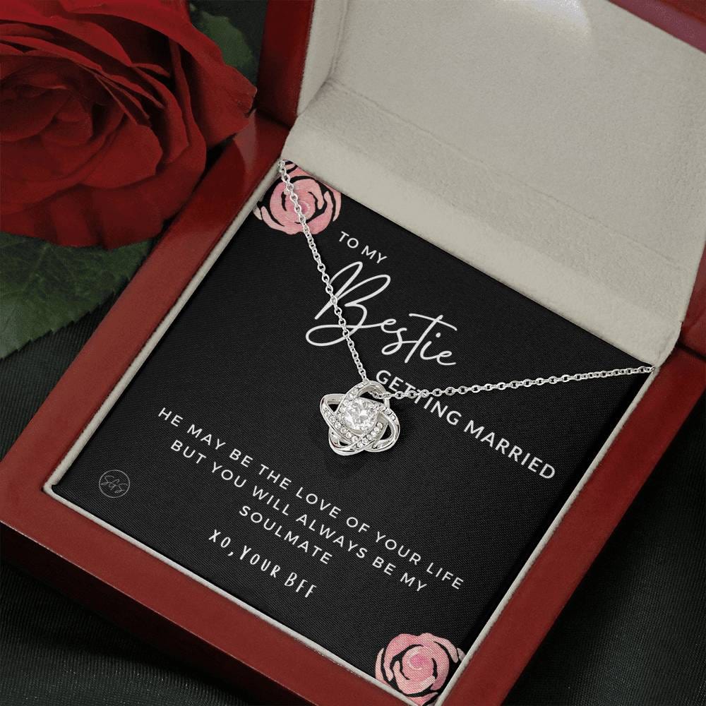 LOVE3 Necklace Love Knot