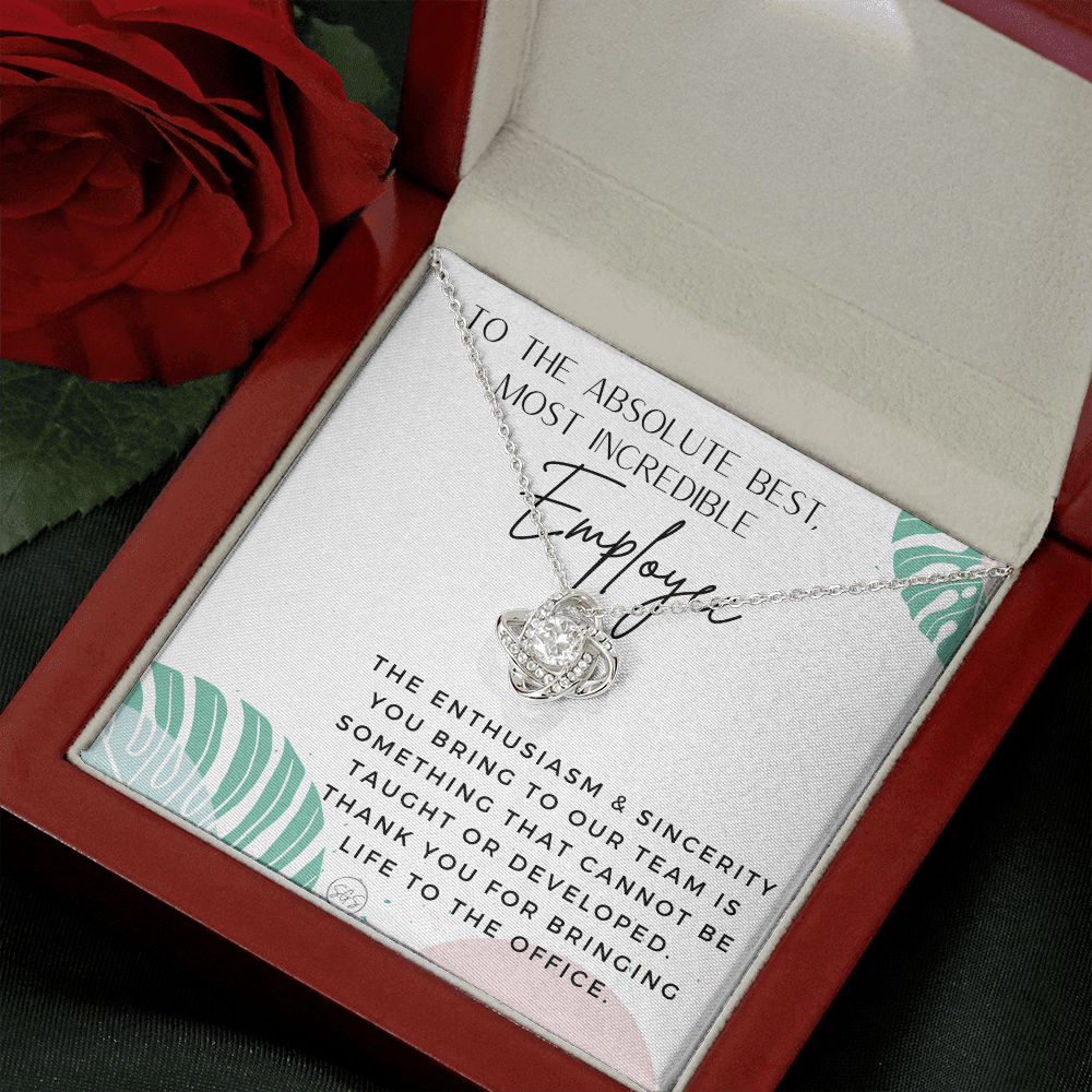 1126eg Necklace Love Knot