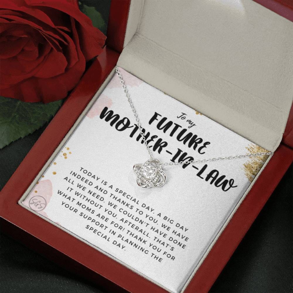 0623M Necklace Love Knot