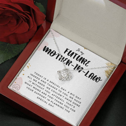 0623M Necklace Love Knot