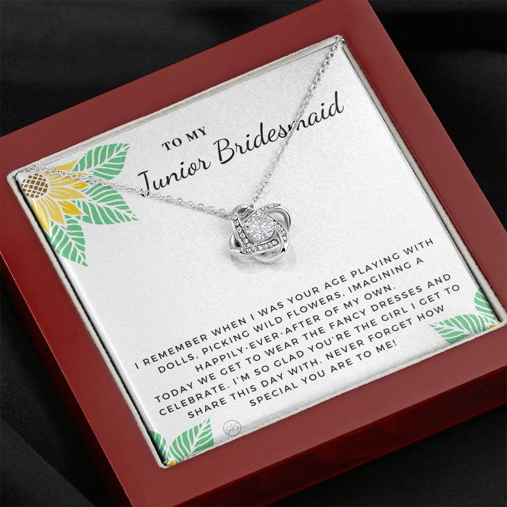 JB 0720q Necklace Love Knot