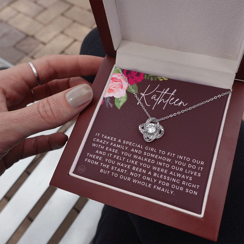 Custom Daughter-in-Law Gift | Personalized Name Necklace Gift, Christmas Gift For Daughter in Love, Birthday Gift for Her, Cute Small Gift