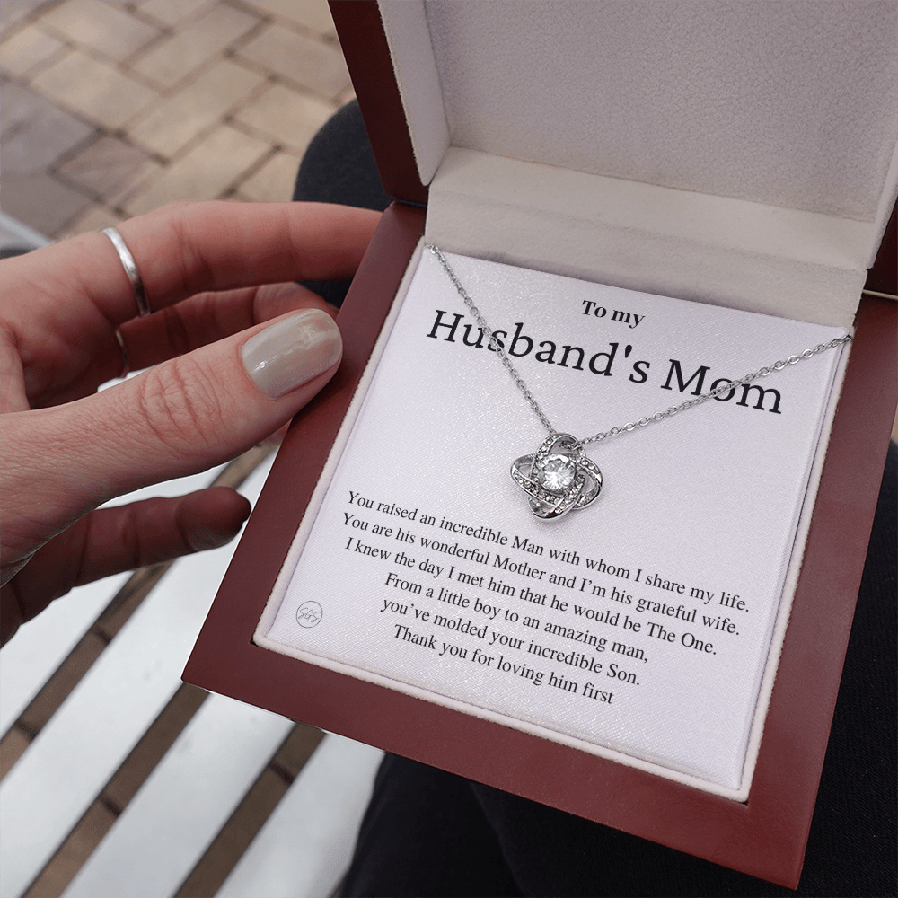 Husband's Mom - Lovely Mother - Necklace | Mother in Law Gift, Mother's Day Gift, From Daughter-in-Law, Mother of the Groom Love Knot 0418aK